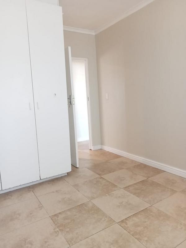 To Let 3 Bedroom Property for Rent in Brooklyn Western Cape